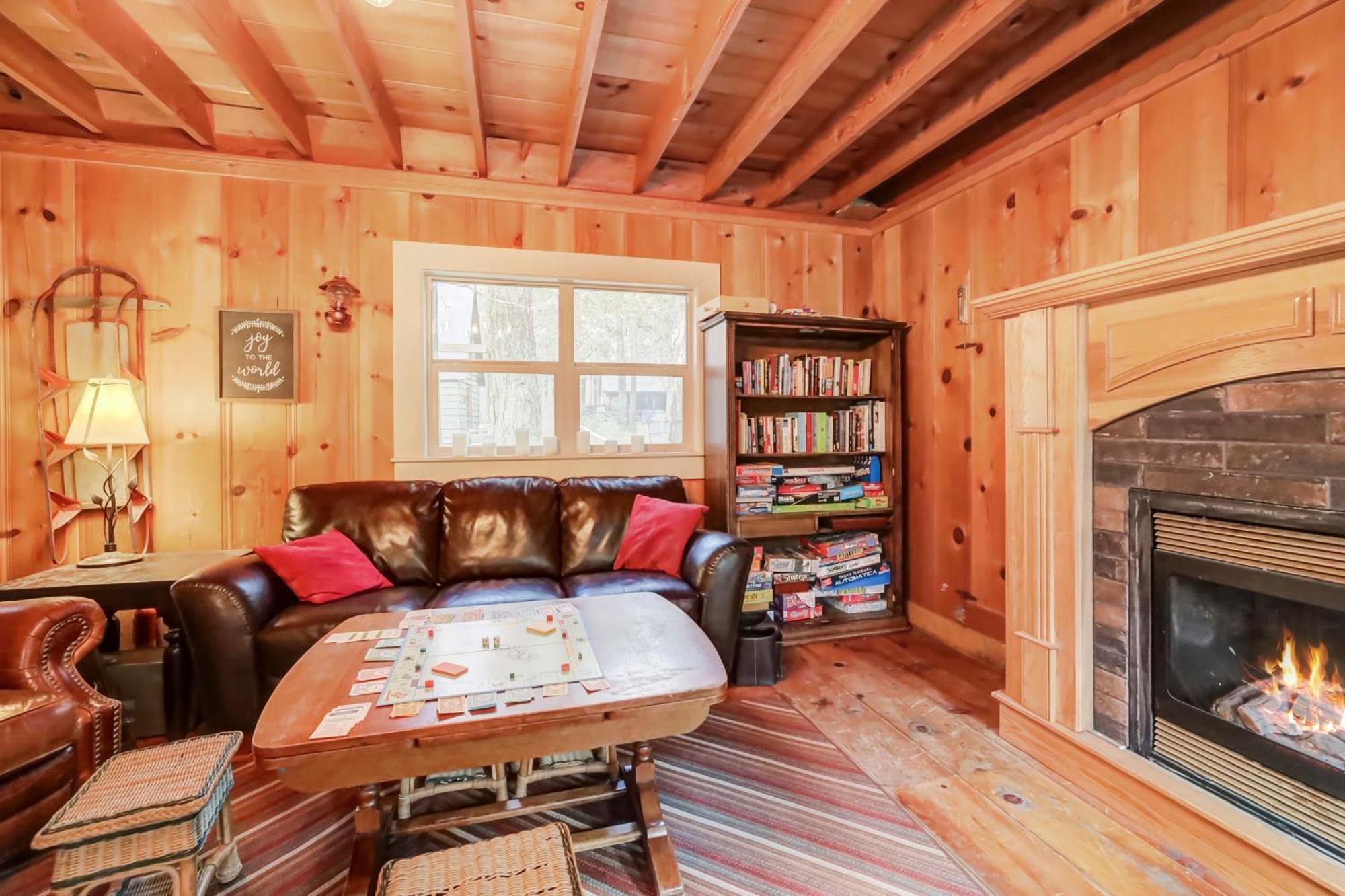 Spacious Classic Cabin Retreat- Near Lassen Mill Creek Ngoại thất bức ảnh