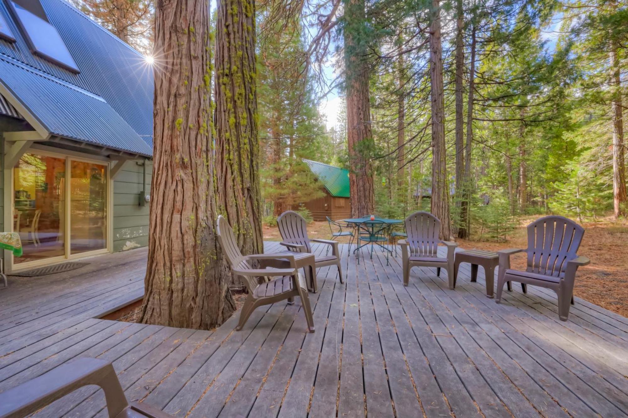 Spacious Classic Cabin Retreat- Near Lassen Mill Creek Ngoại thất bức ảnh